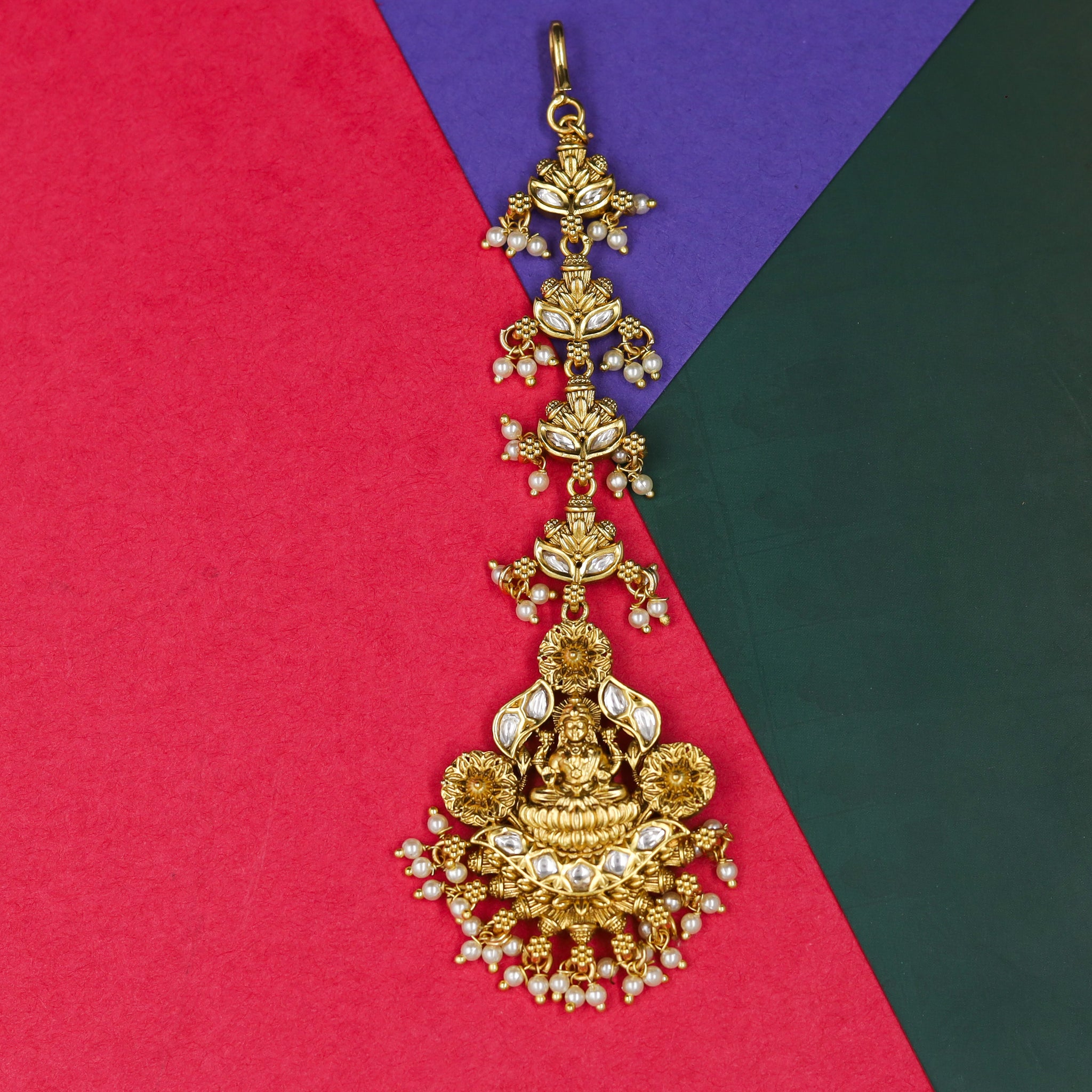 Antique Gold Finish Maang Tikka 10325-28