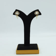 Light Kundan Pendant Set 16088-31