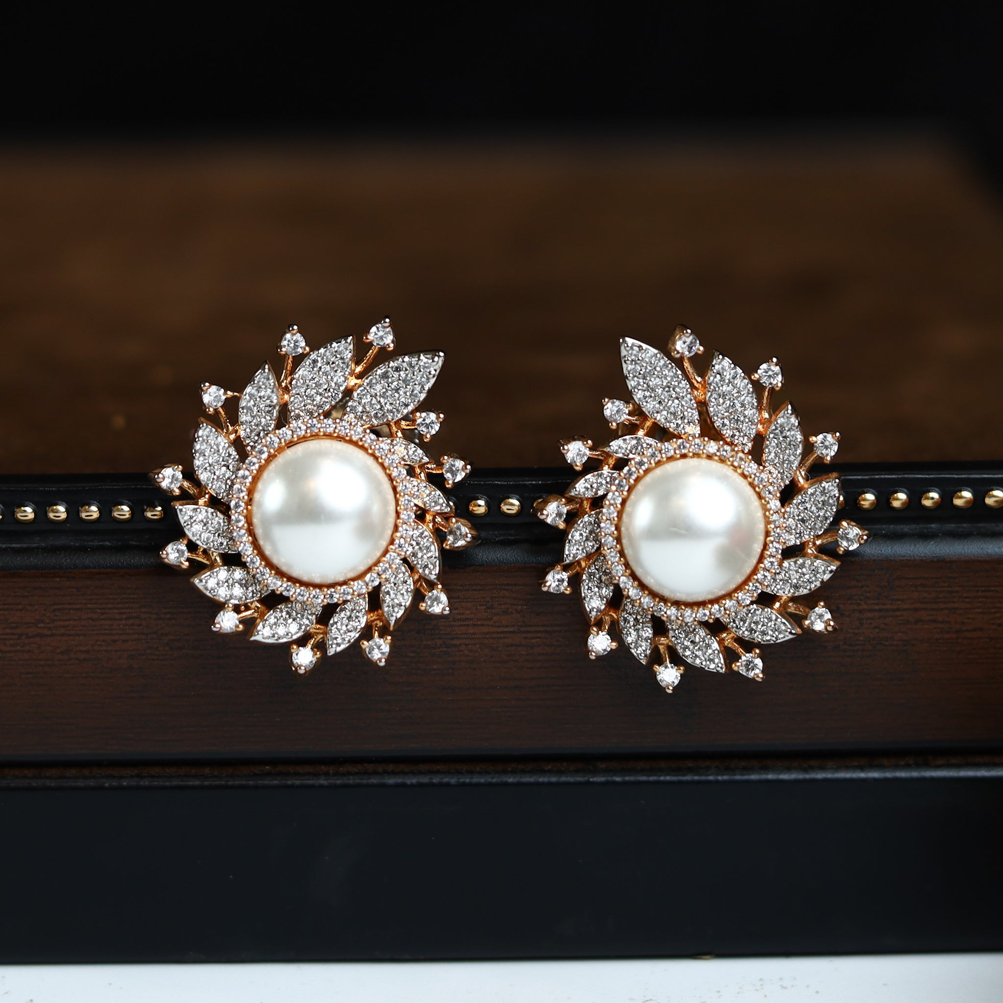 Stylish Zircon/AD Pearl Stud 6700-69