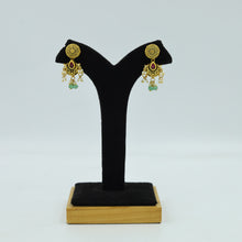 Round Neck Antique Necklace Set 15924-83