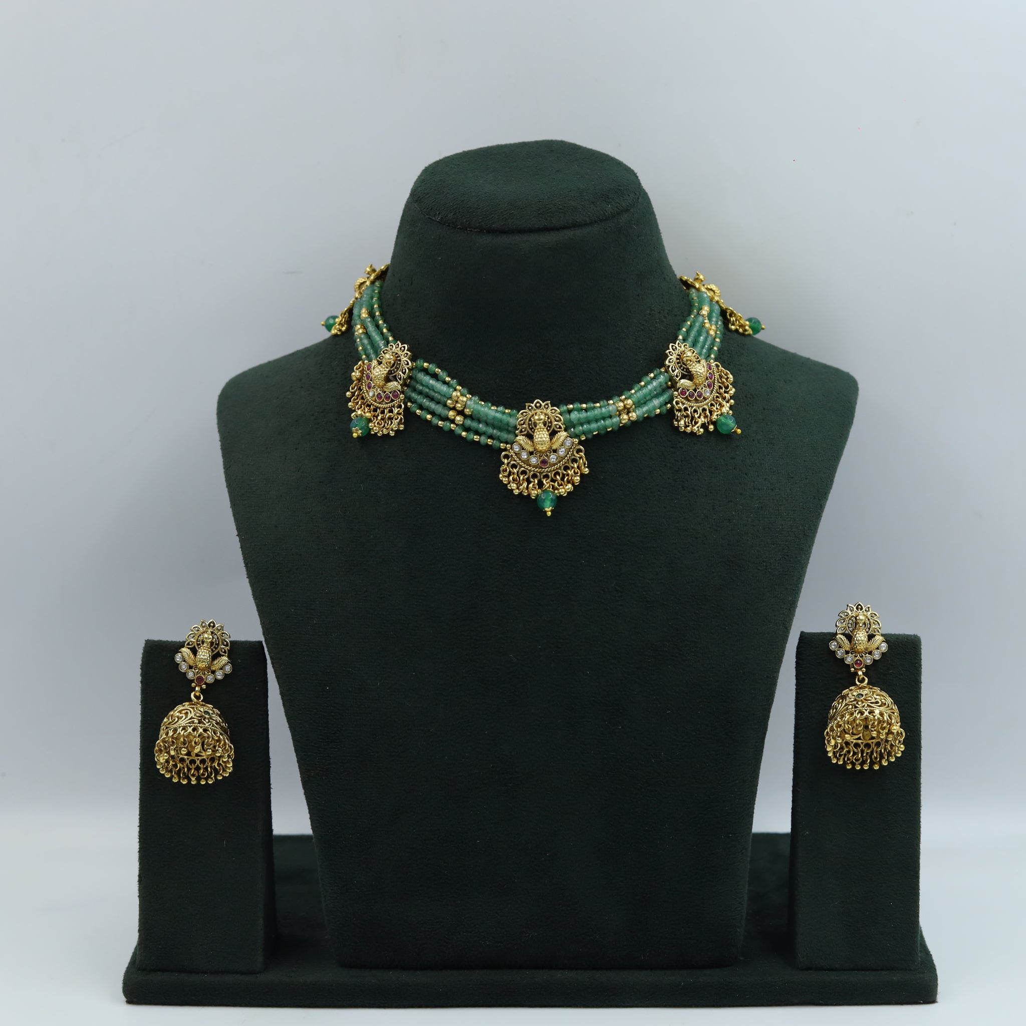 Round Neck Antique Gold Plated Necklace Set 16614-06