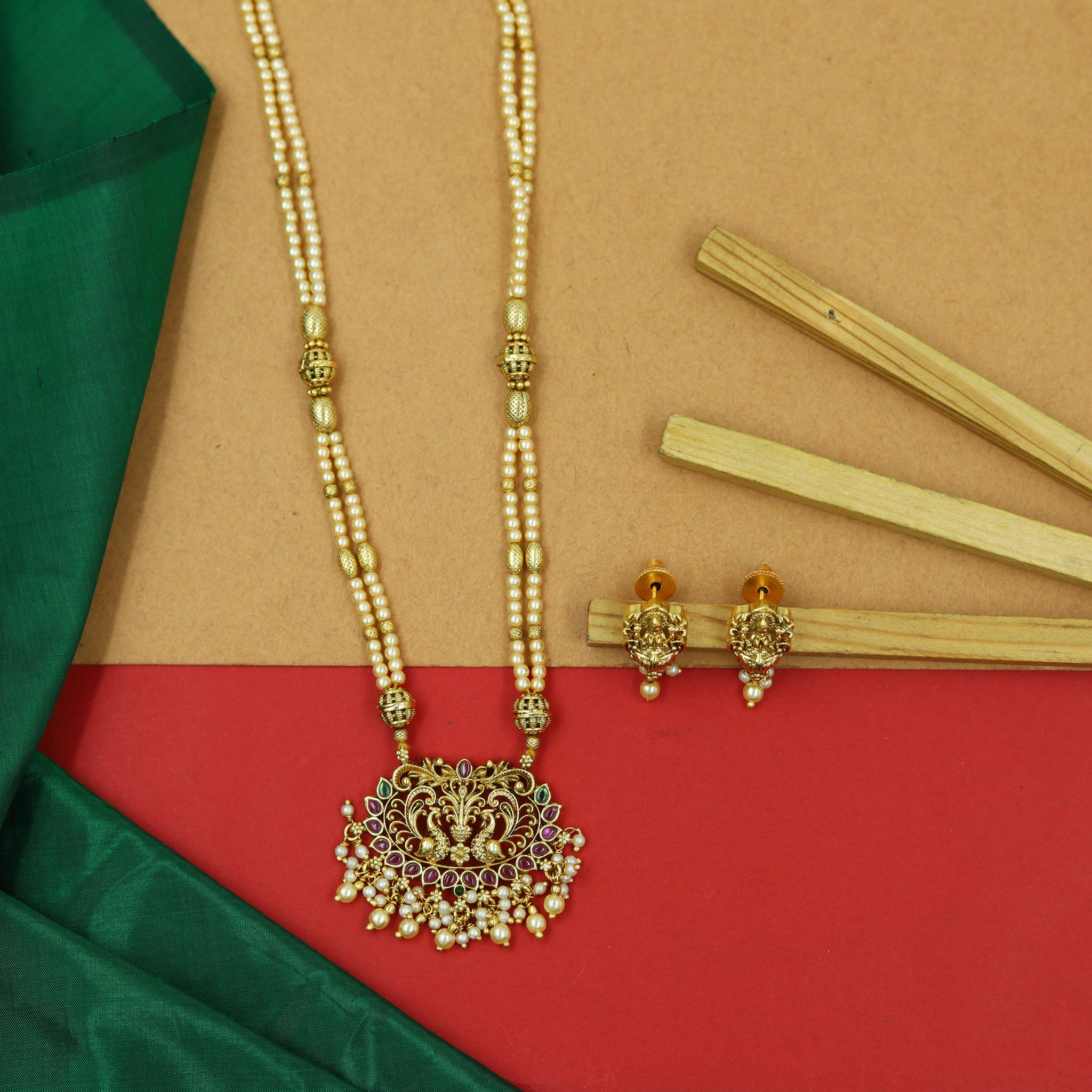 Temple Pendant Set 16366-21