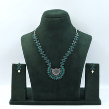 Round Neck Oxidized Necklace Set 12604-28