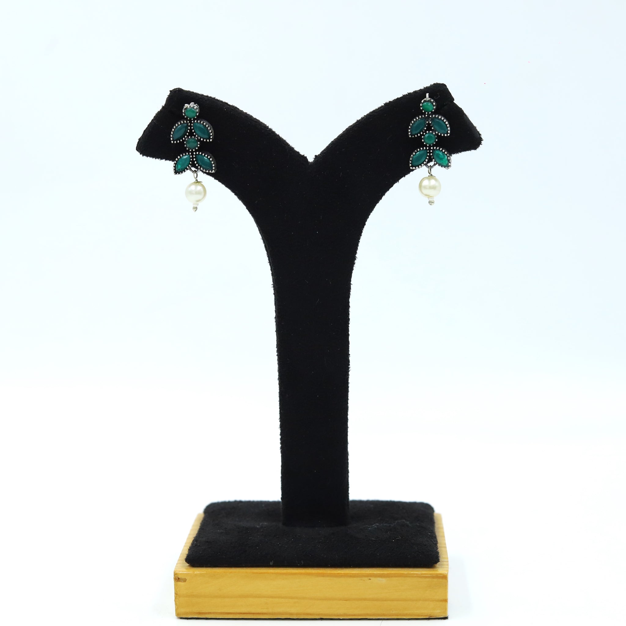 Round Neck Oxidized Necklace Set 12604-28
