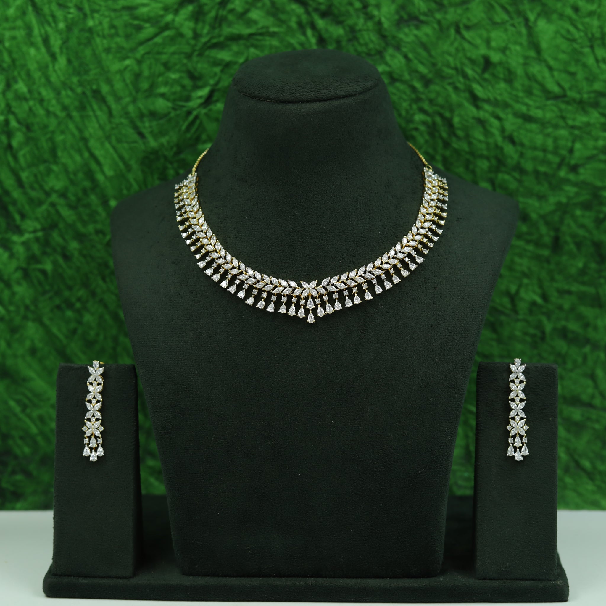 Round Neck Zircon/AD Necklace Set 16911-08