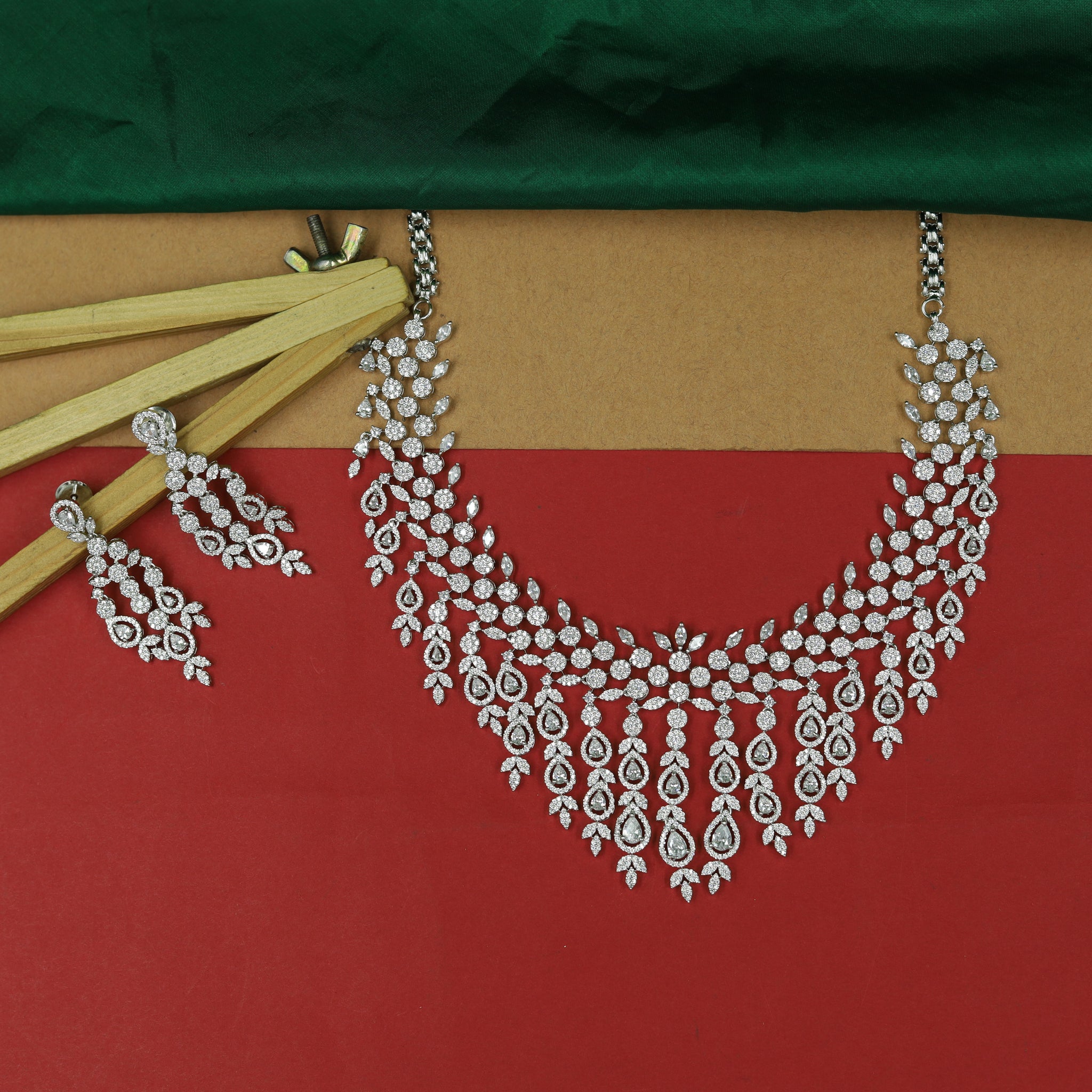 Round Neck Zircon/AD Necklace Set 16918-08