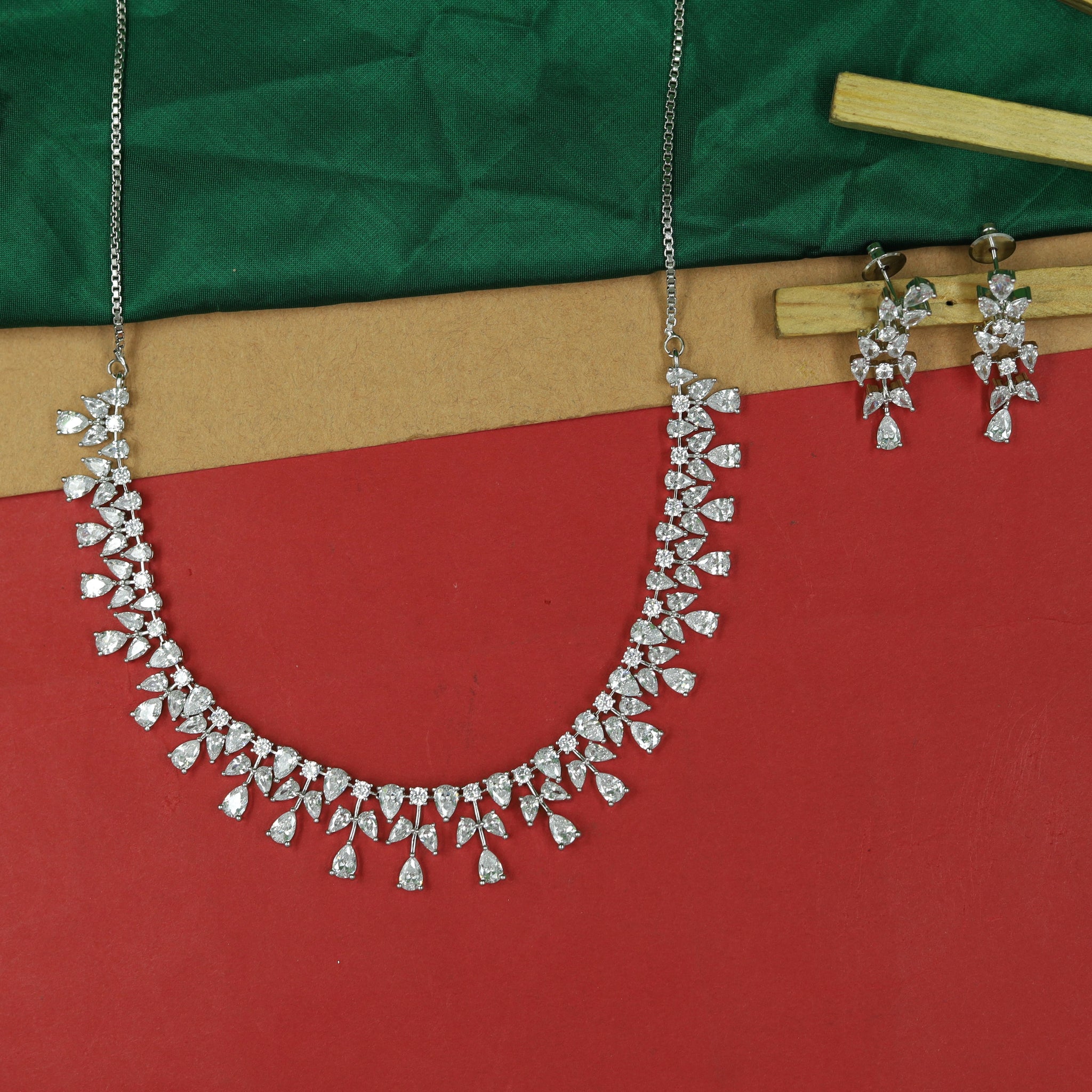 Round Neck Zircon/AD Necklace Set 16910-08