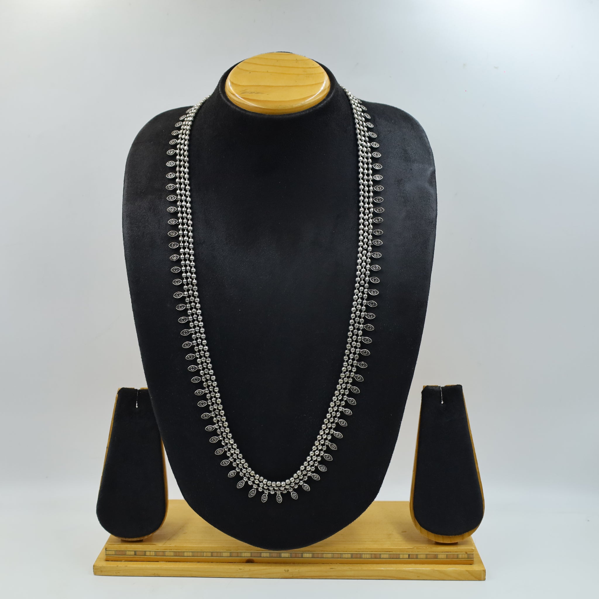 Round Neck Oxidized Necklace Set 7616-82