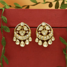 Moissanite Round Neck Kundan Necklace Set 20006-87