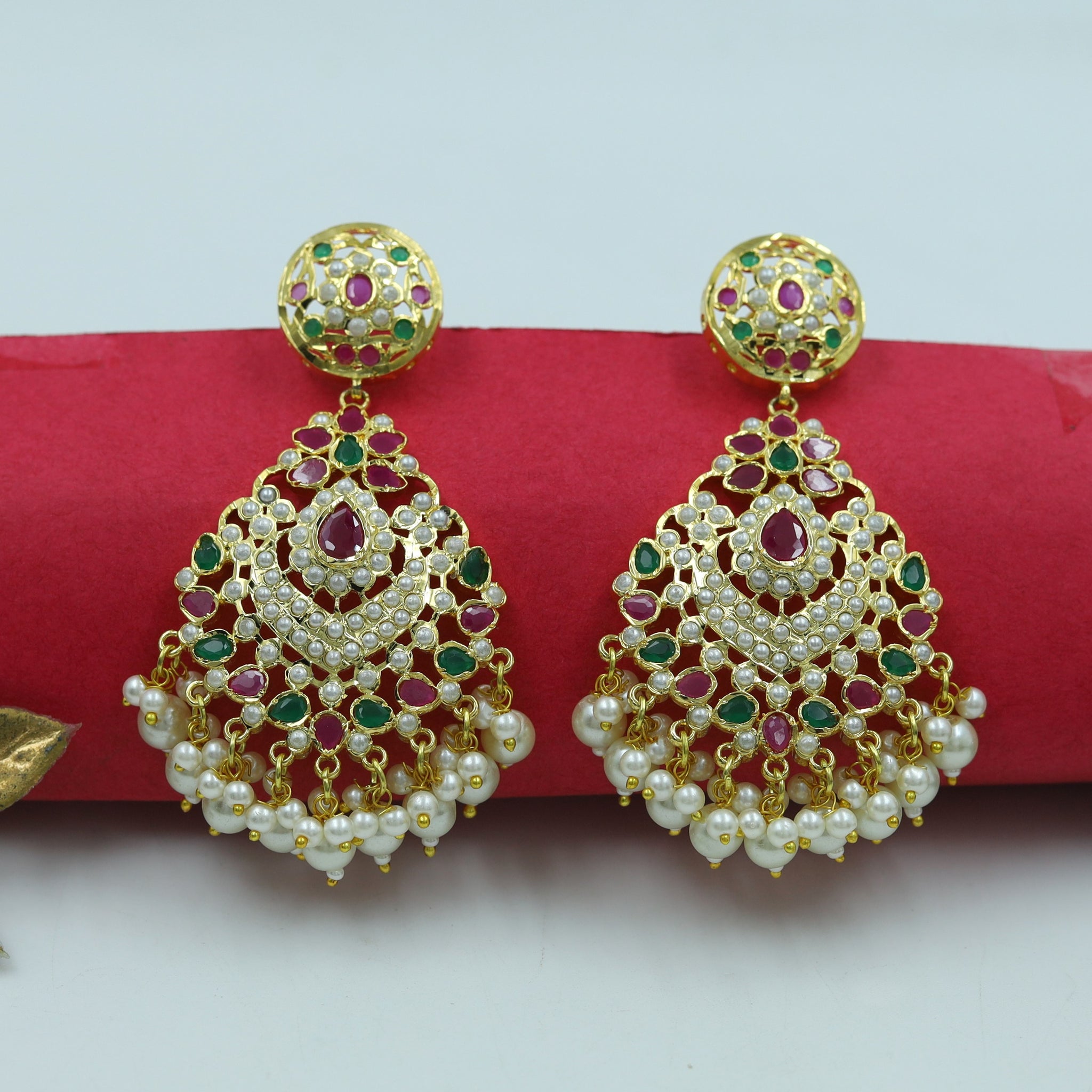 Round Neck Jadau Necklace Set 15981-65