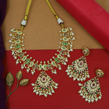 Round Neck Jadau Necklace Set 15981-65