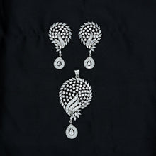Medium Size Zircon/AD Pendant Set 9726-08