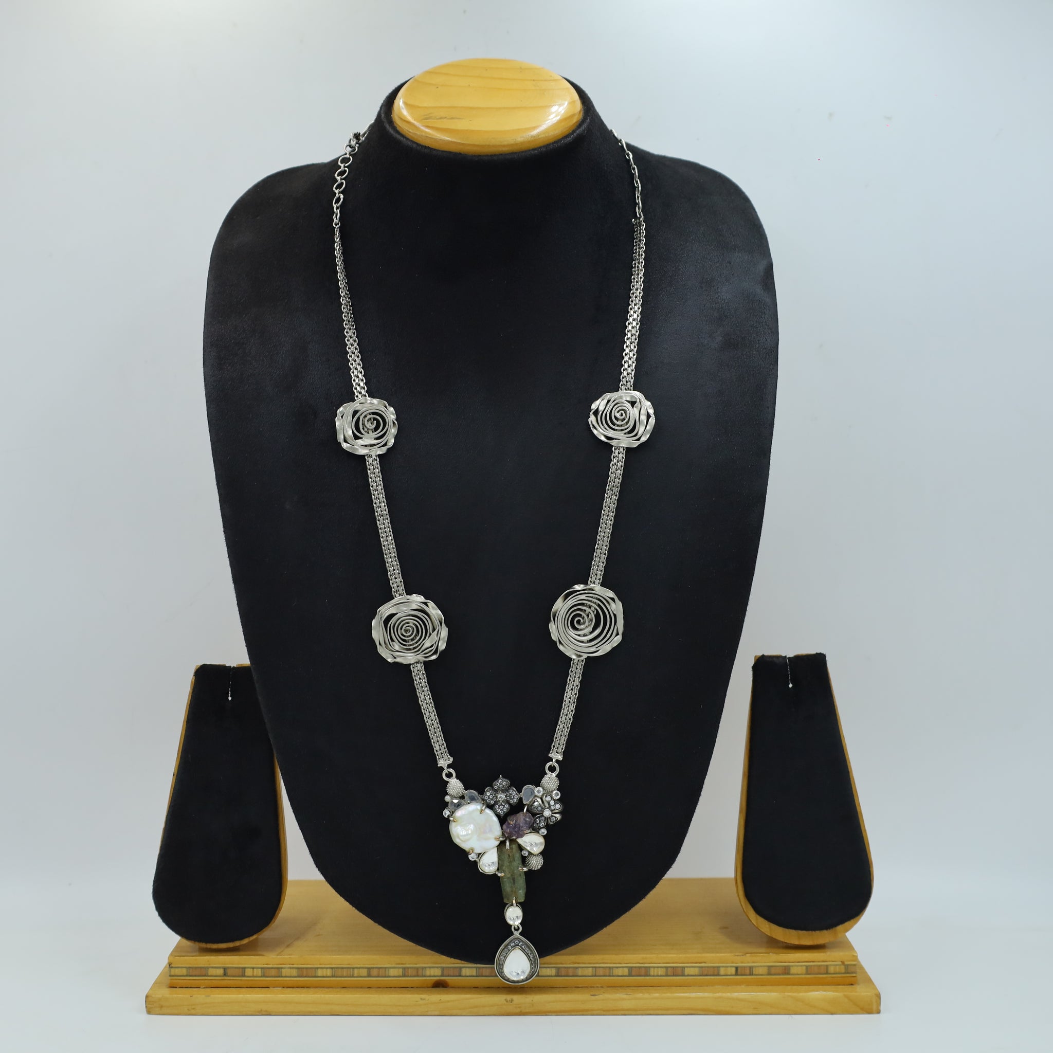 White Oxidized Pendant Set 13565-0636