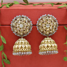 Gray Gold Look Earring 17968-5150
