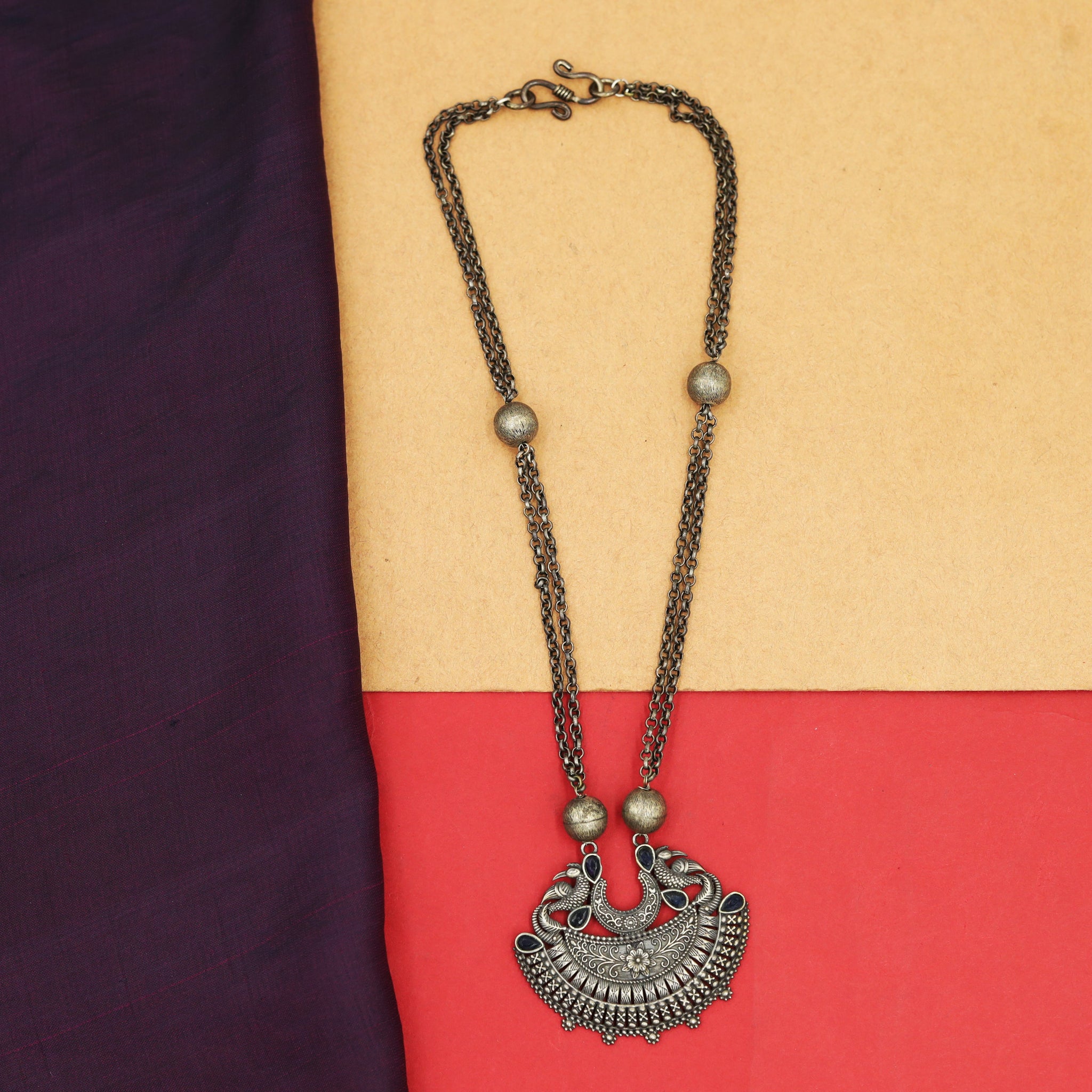 White Oxidized Pendant Set 7310-0697