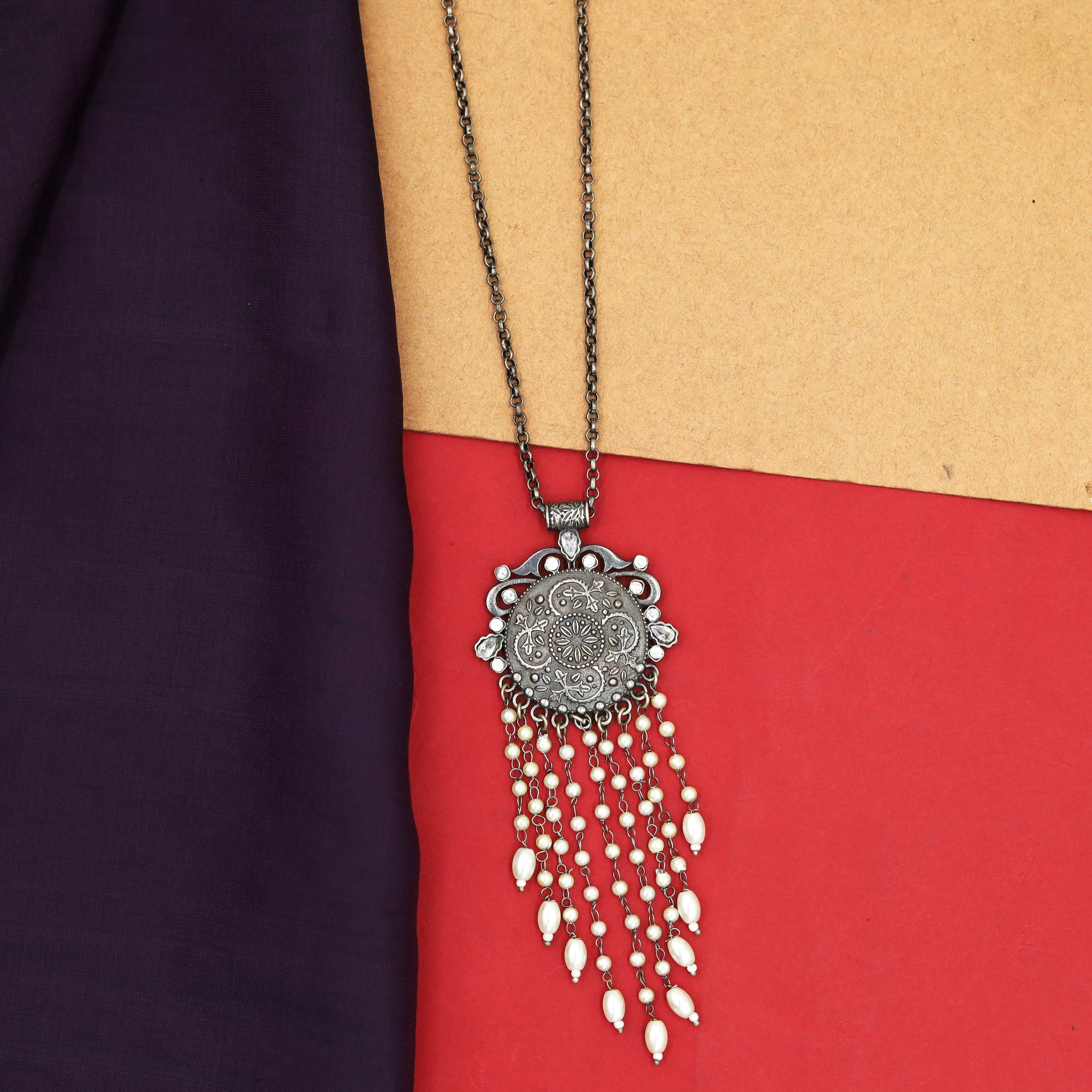 White Oxidized Pendant Set 7322-0736