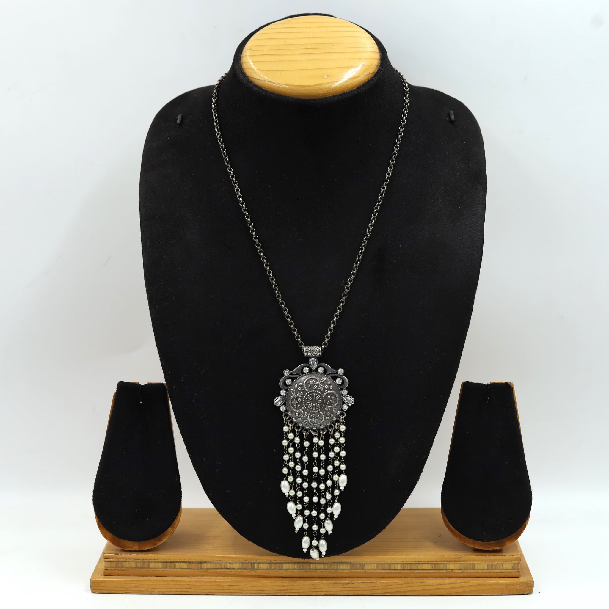 White Oxidized Pendant Set 7322-0736