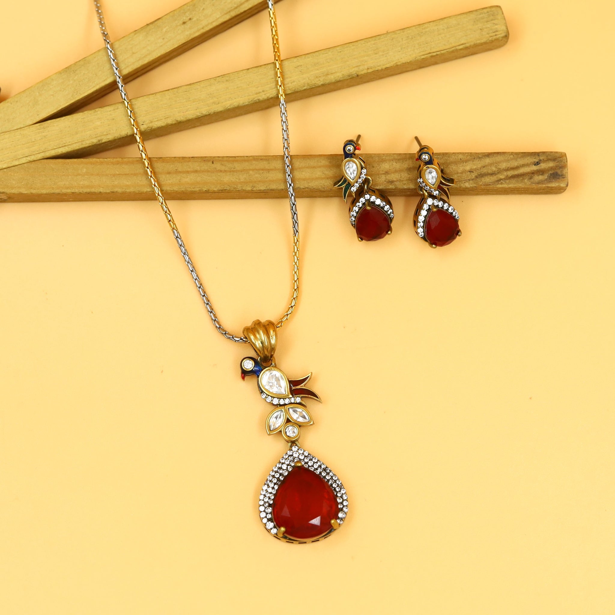 Designer Kundan Pendant Set 18533-28