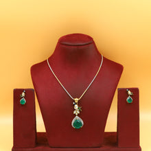 Designer Kundan Pendant Set 18533-28