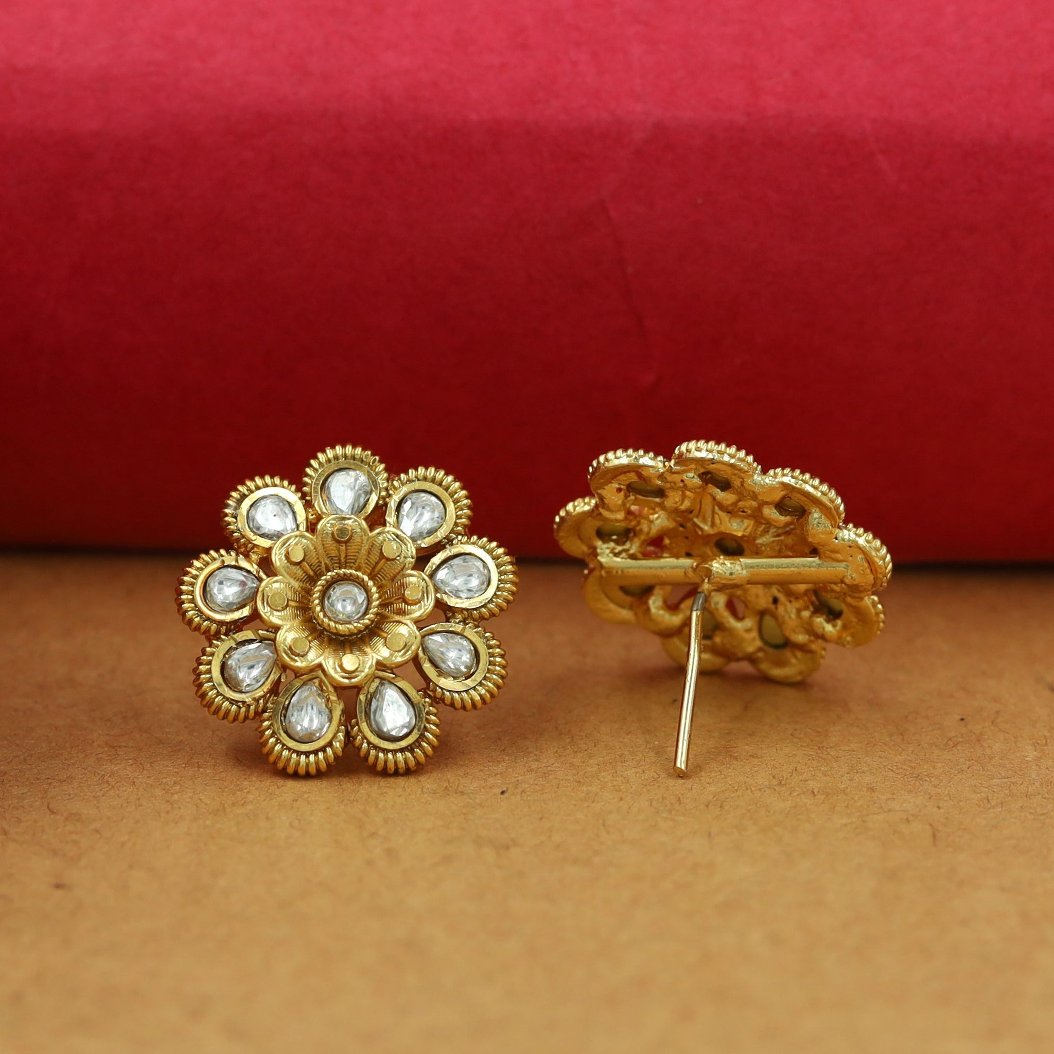 Tops/Studs Gold Look Earring 16526-31