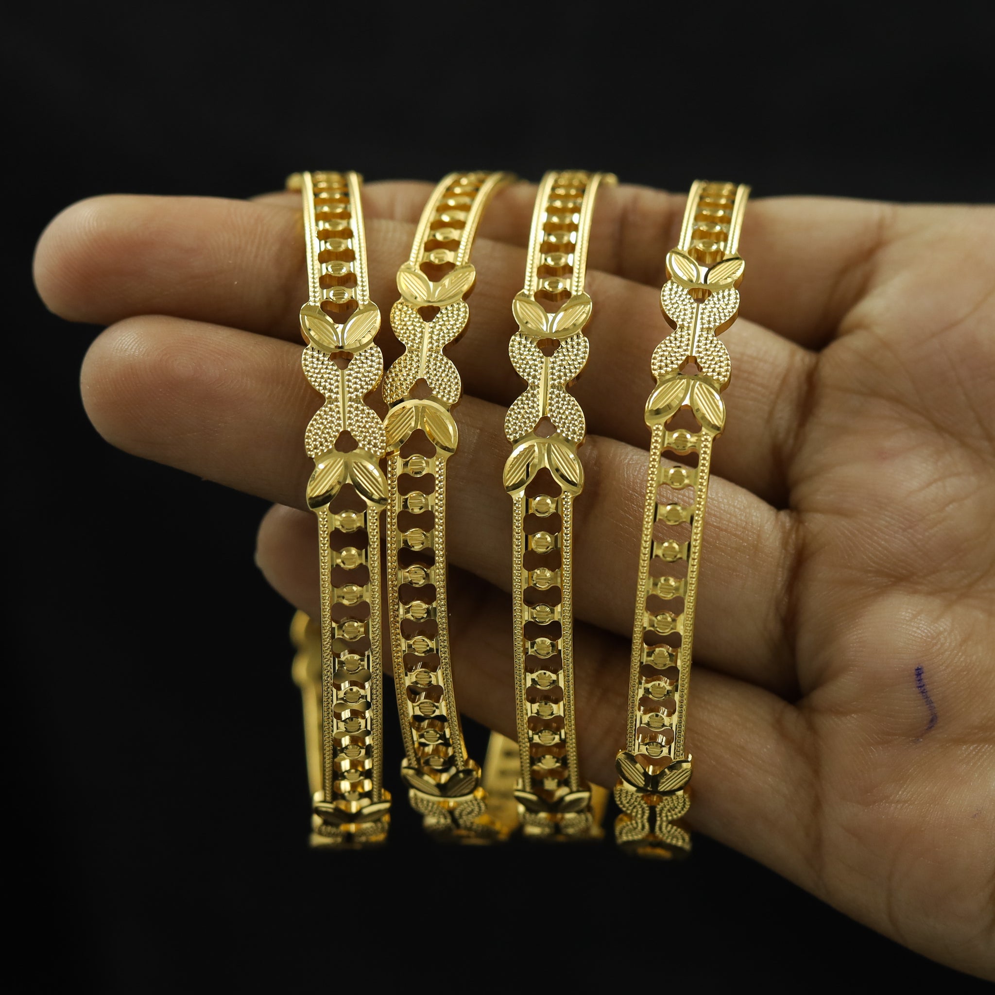 Gold Plated Bangle 11628-34
