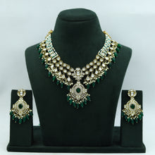 Exemplary Quality Round Neck Kundan Necklace Set 15631-28