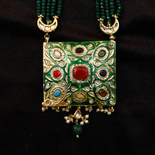 Green Kundan Pendent Set  19148-6330