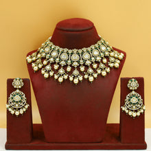 Antique Gold Plated Choker Kundan Necklace Set 19241-28