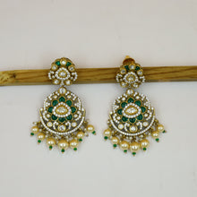 Antique Gold Plated Choker Kundan Necklace Set 19241-28