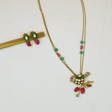 Elegant Stylish Kundan Pendant Set 19629-68