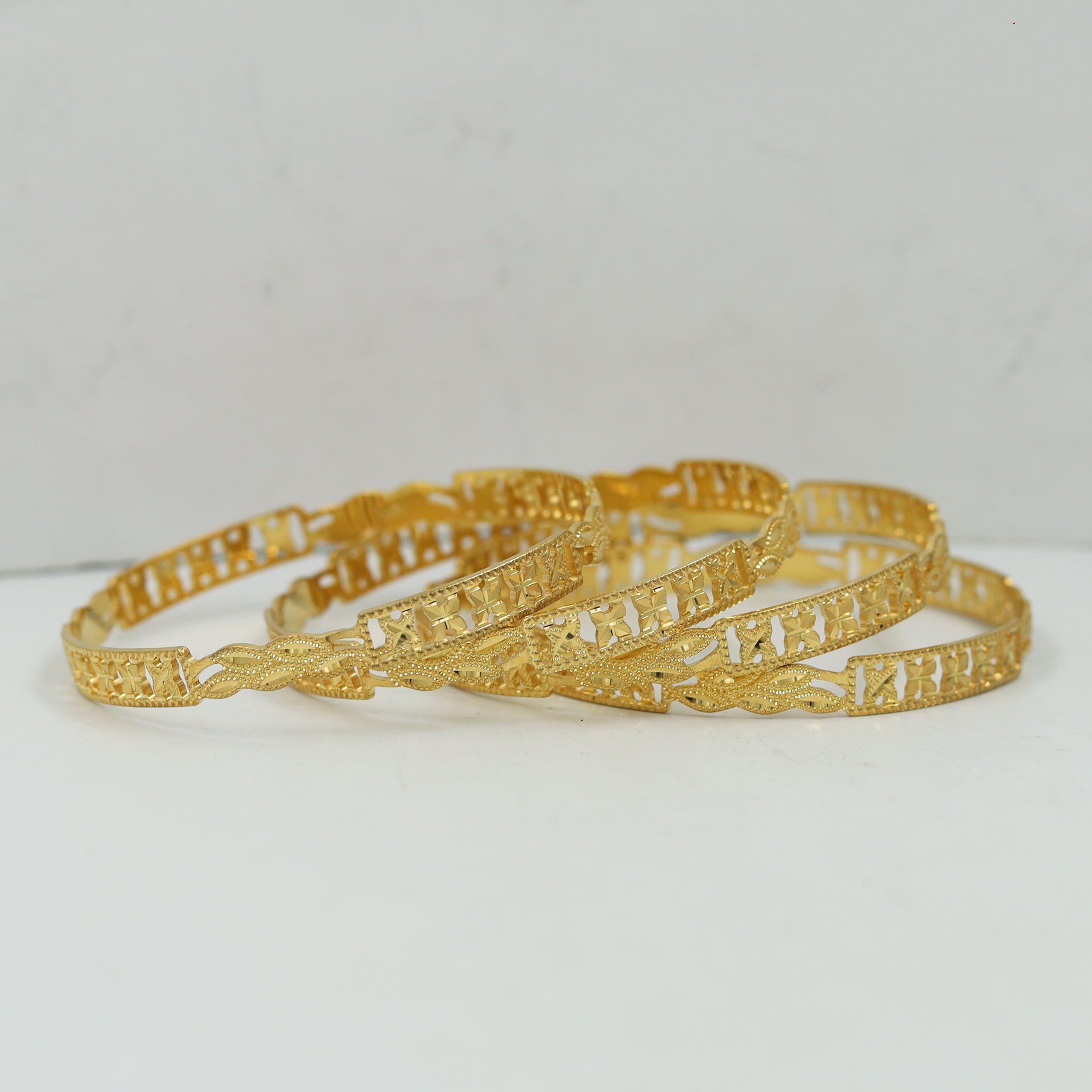 Gold Plated Bangle 11627-34