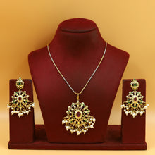 Traditional Jadau Pendant Set 18611-65