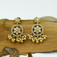 Long Neck Antique Necklace Set 12093-28