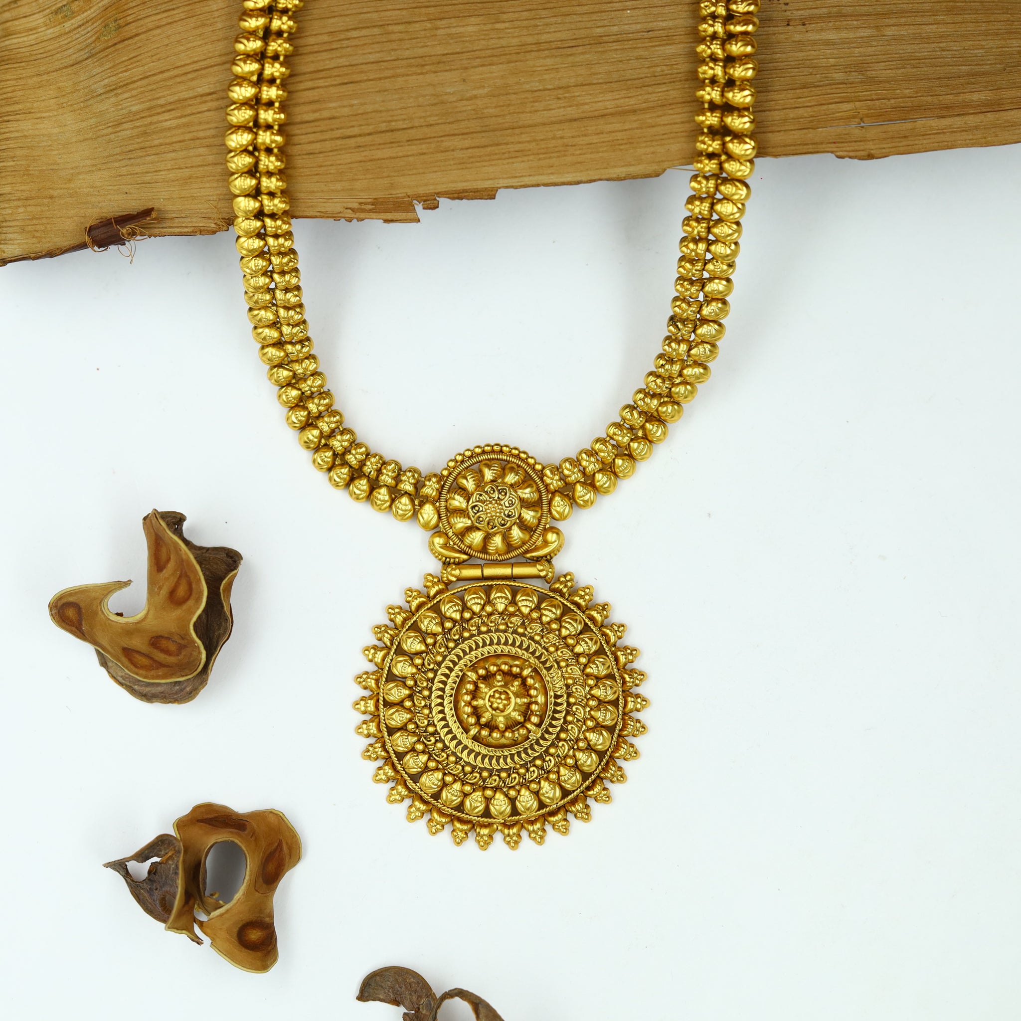 Long Neck Antique Necklace Set 12106-28