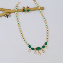 Round Neck Kundan Necklace Set 18967-21