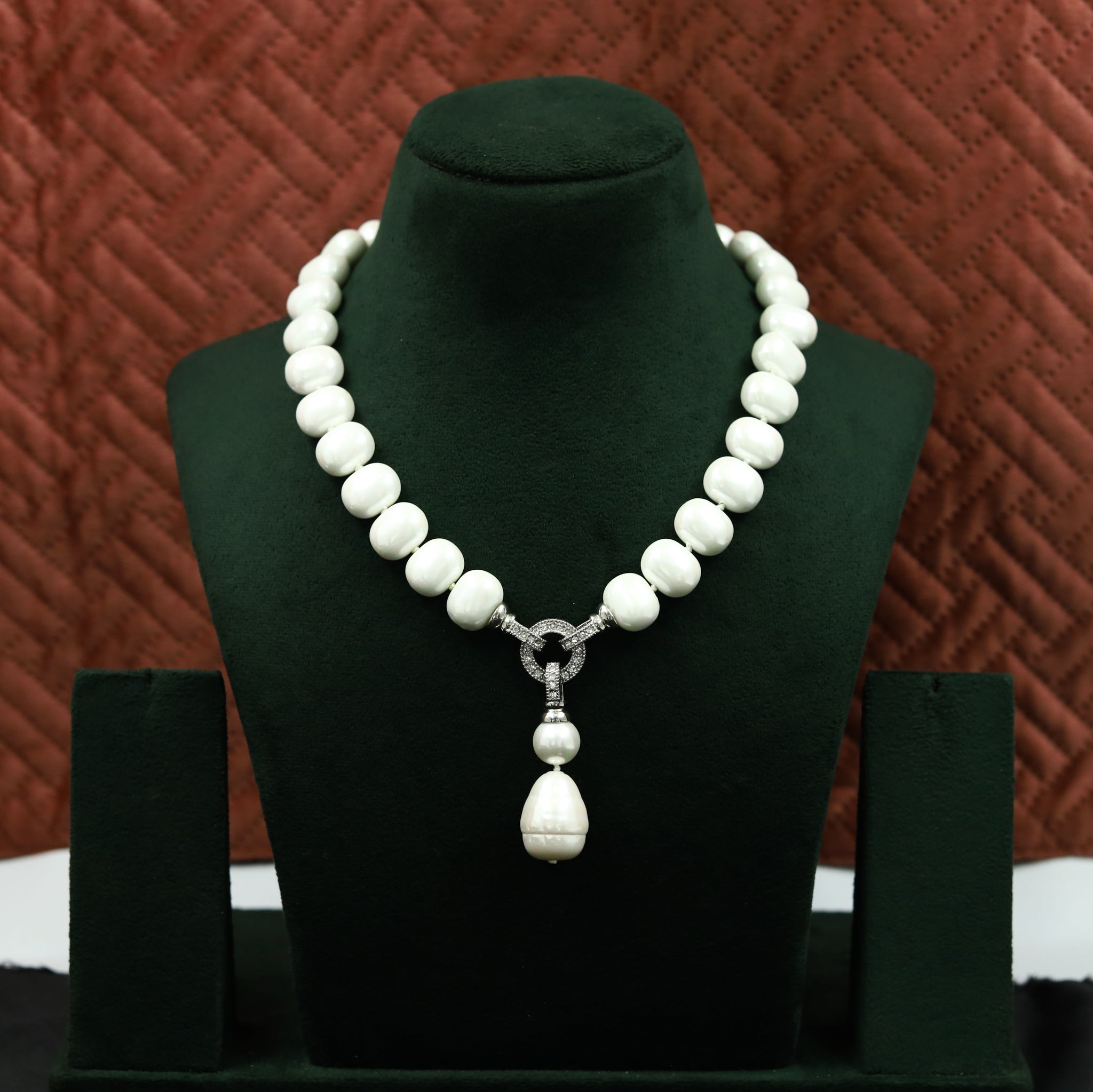 Stylish Pearl Necklace Set 13490-R