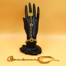 Antique Gold Finish Hathphool 18354-28