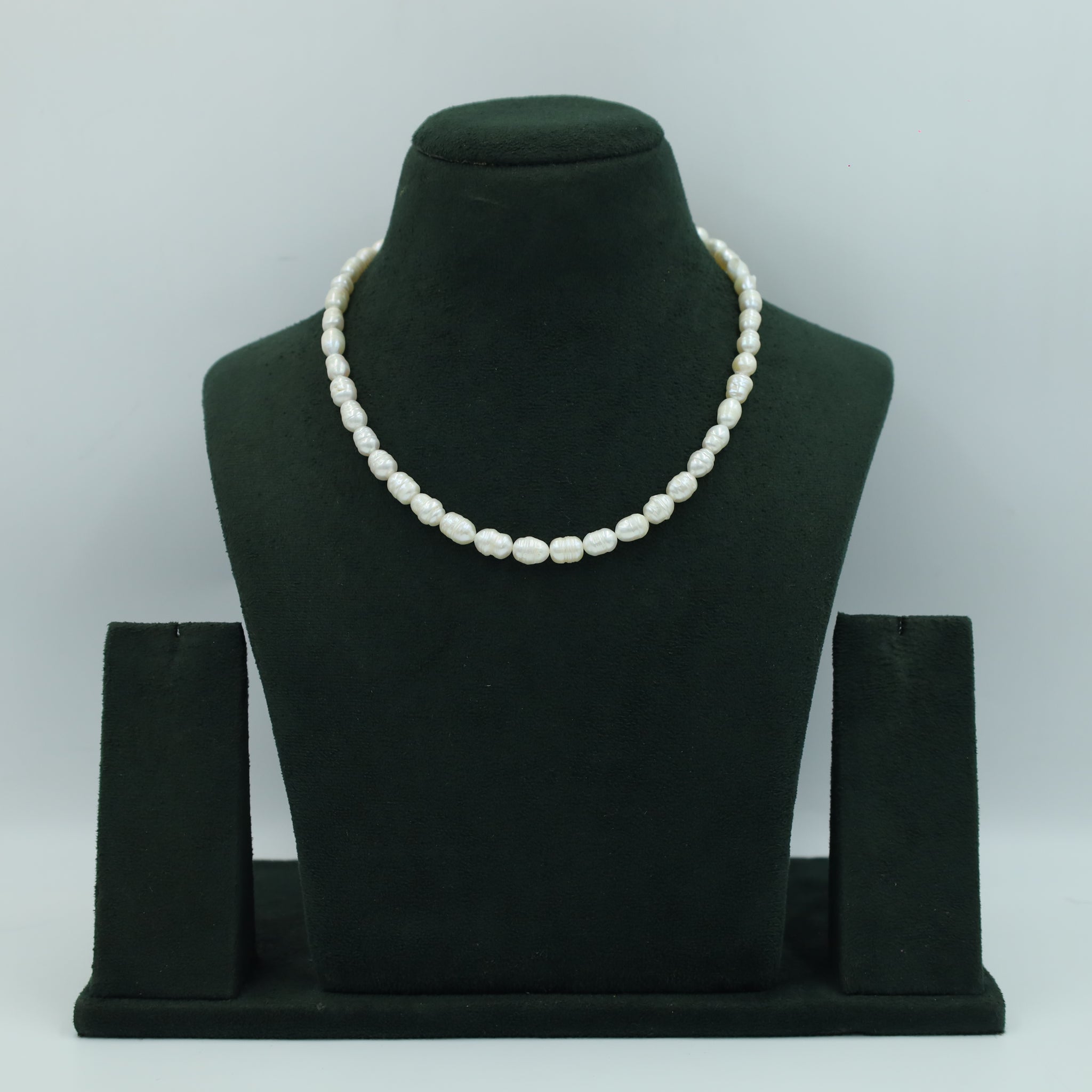 Round Neck Pearl Necklace Set 12741-05
