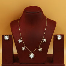 Moissanite Round Neck Kundan Necklace Set 17615-87