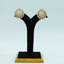 Tops/Studs Kundan Earring 12309-28