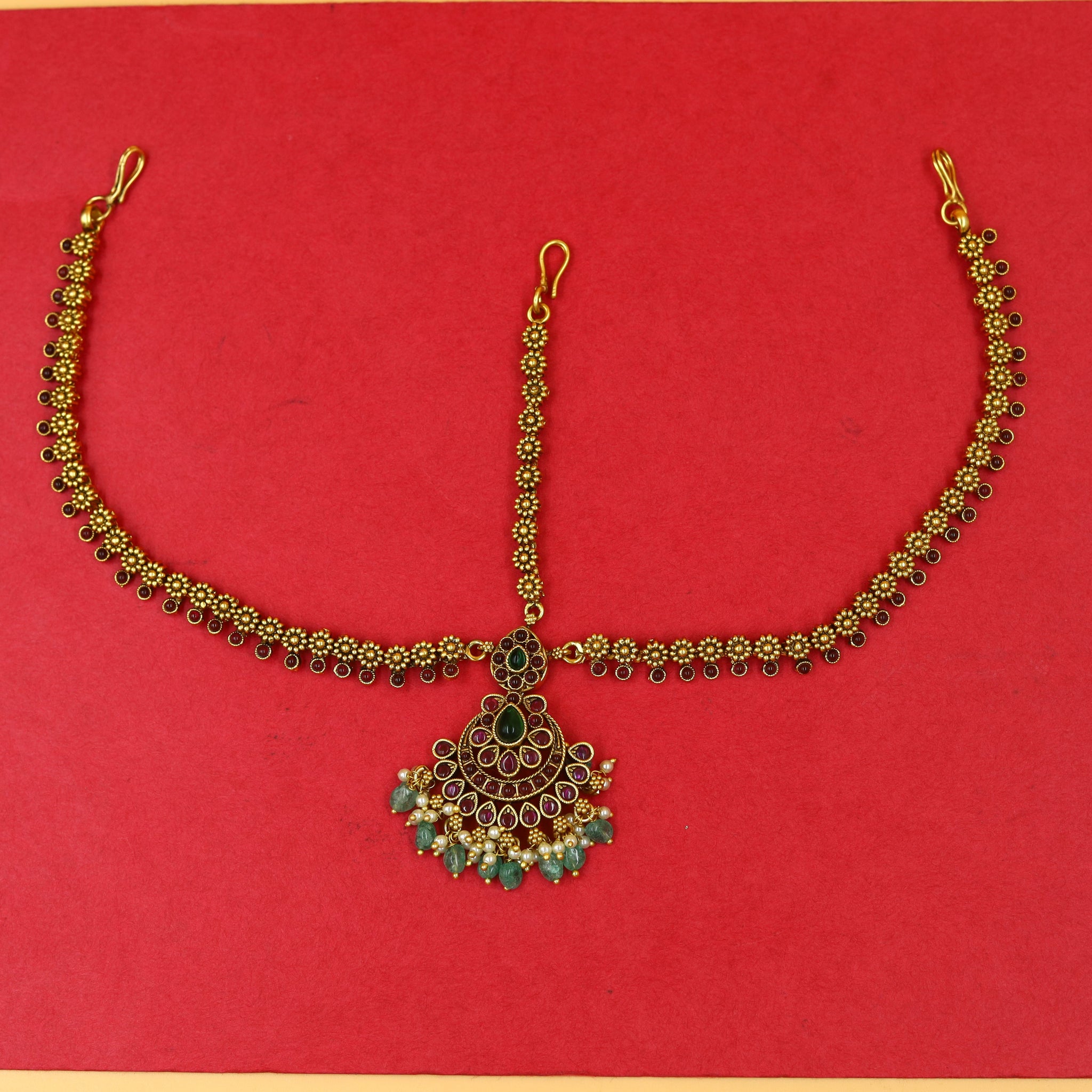 Antique Gold Finish Mathapatti 18537-28