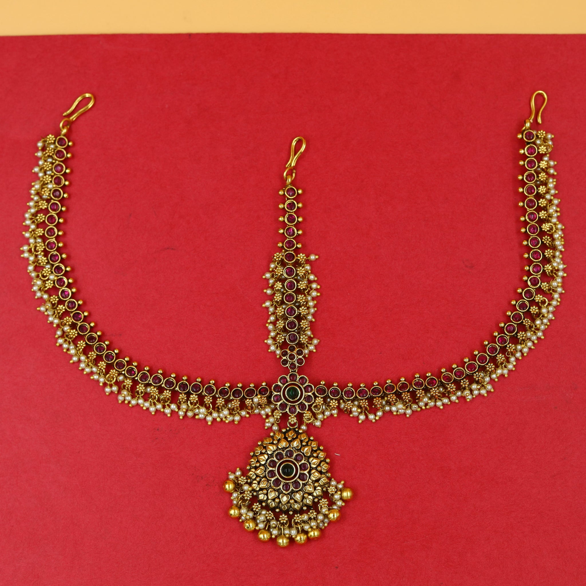 Antique Gold Finish Mathapatti 18536-28