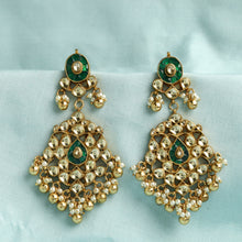 Green Kundan Earring 3549-7614