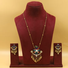 Sabya Inspired Kundan Pendant Set 21408-96