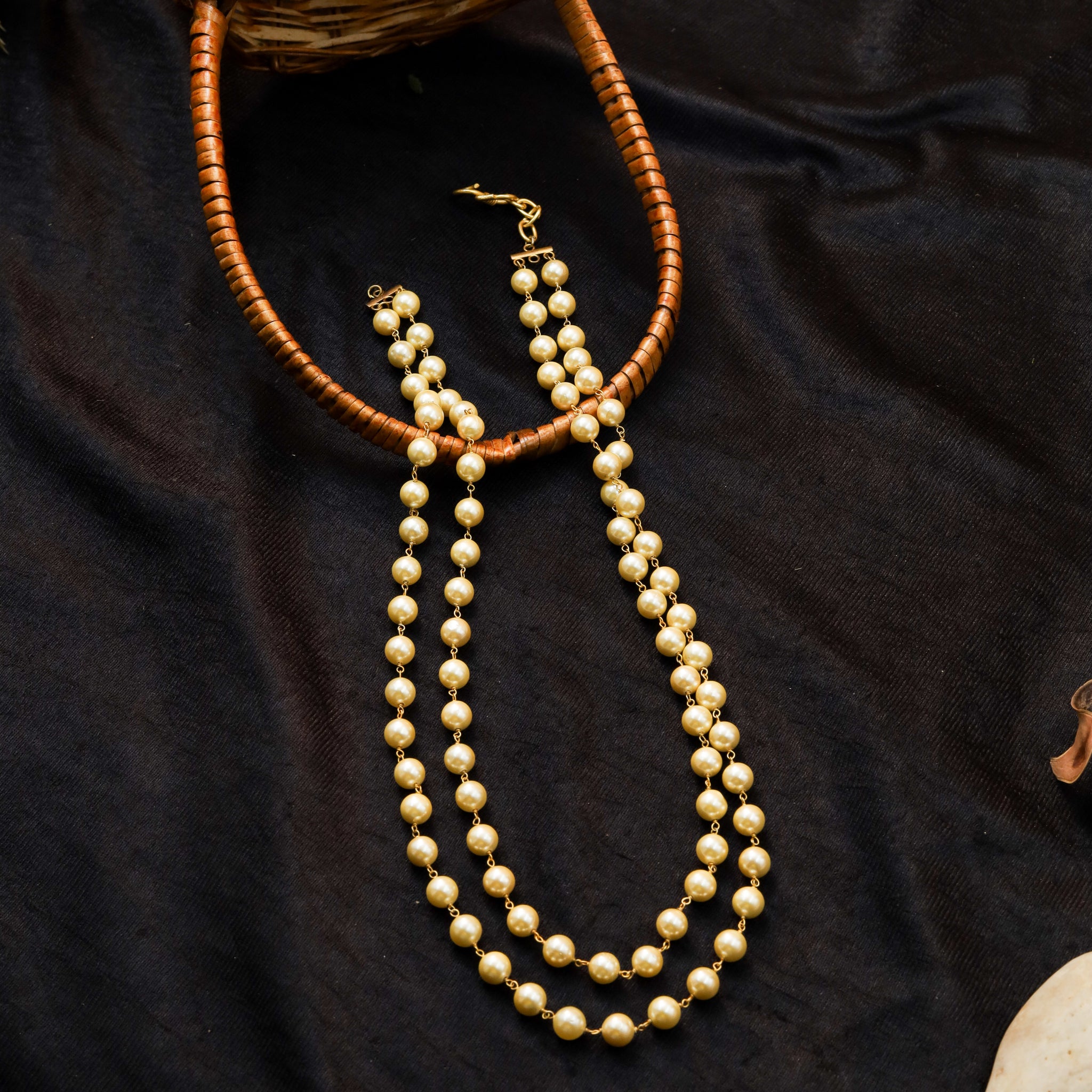 White Pearl Necklace Set 17880-5062