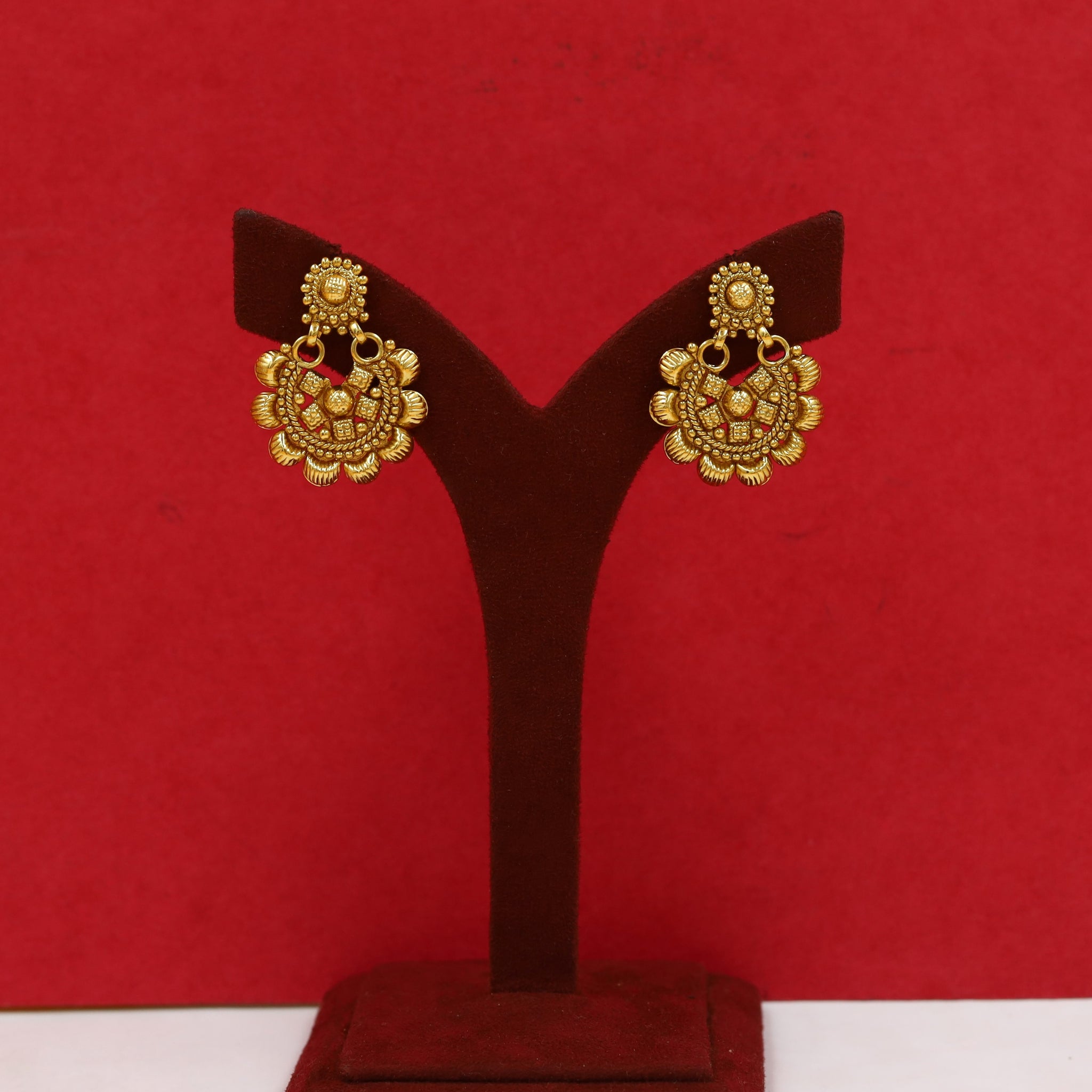 Round Neck Gold Look Necklace Set 17844-33