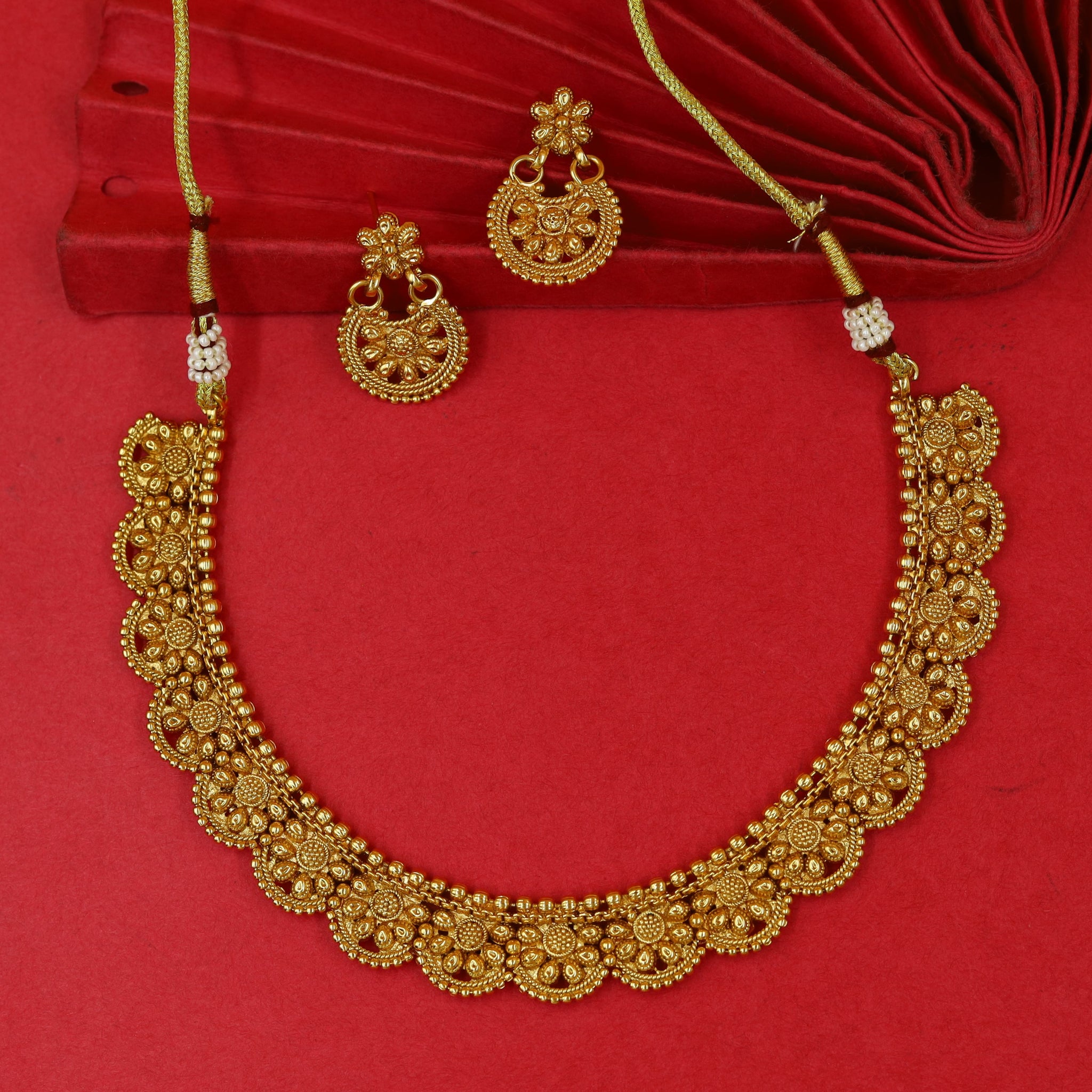 Round Neck Gold Look Necklace Set 17842-33