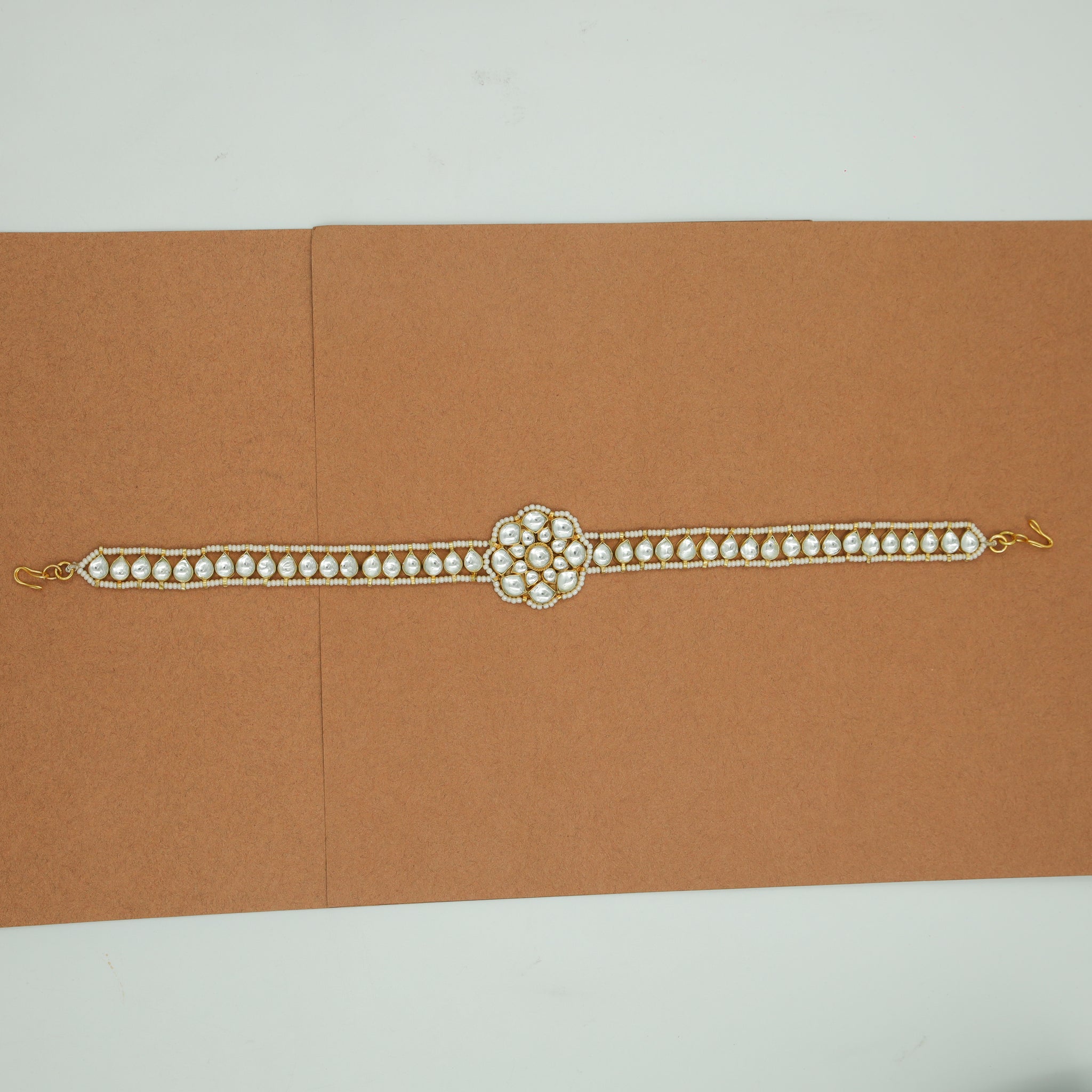 White Kundan Seeshpatti 17643-4825