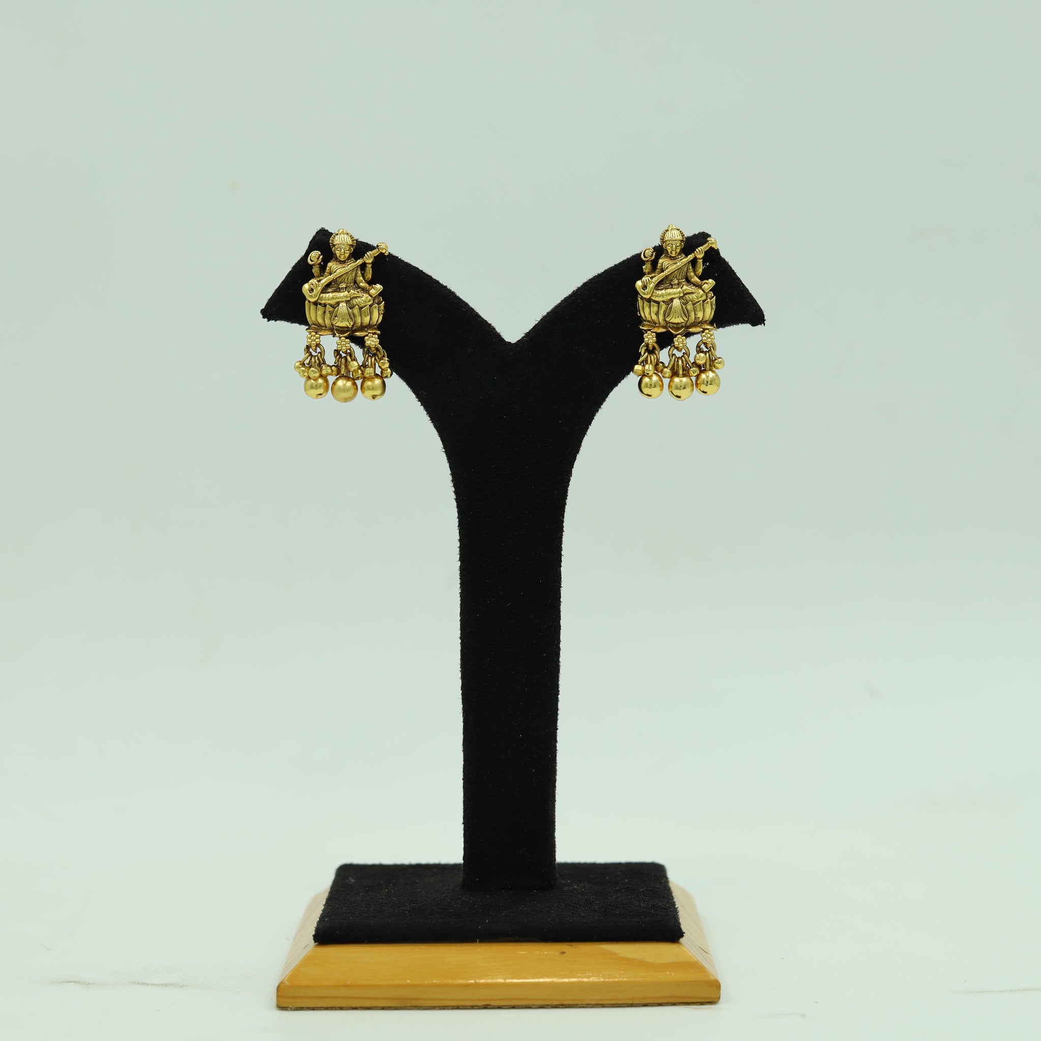 Antique Gold Temple Earring 15757-28