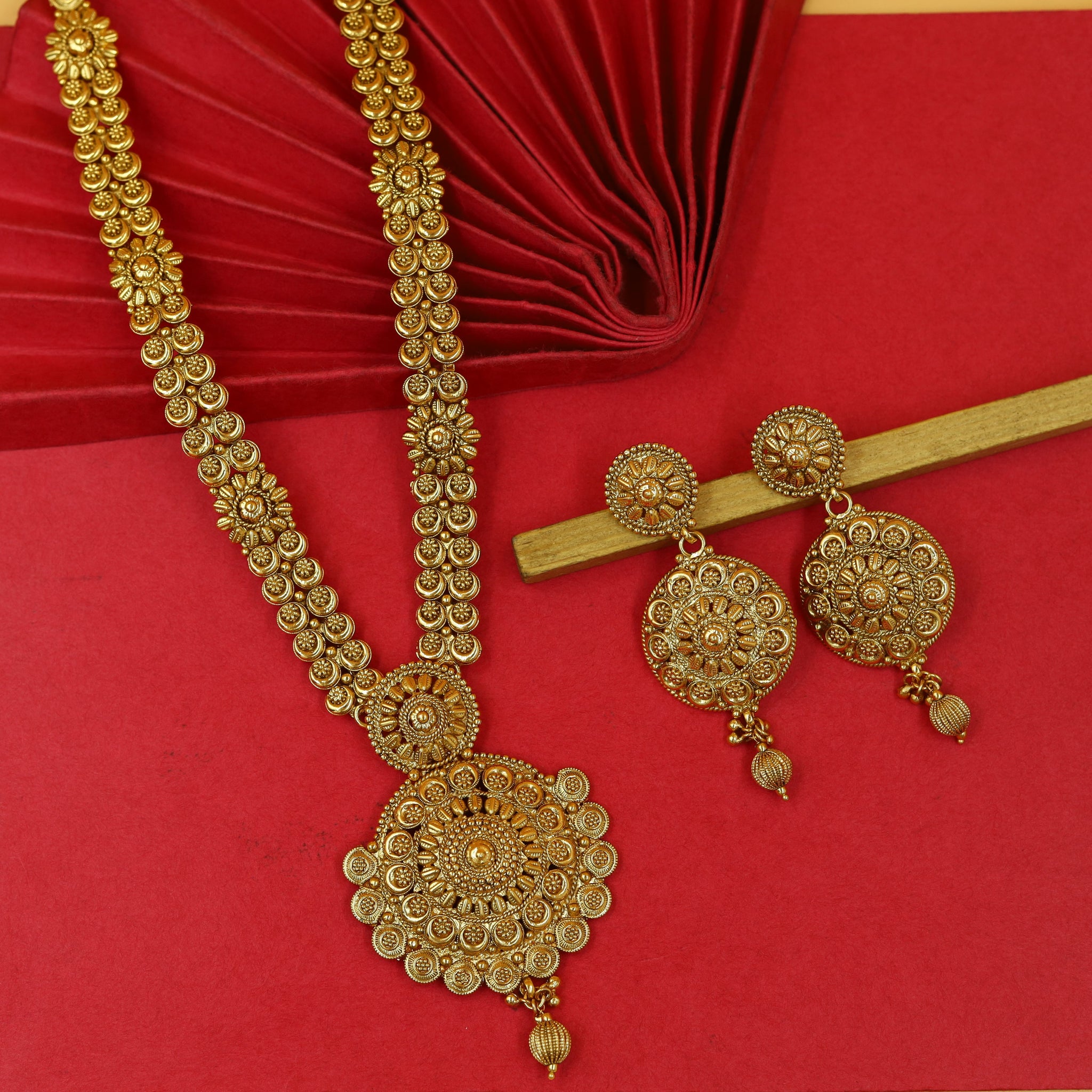 Long Neck Gold Look Necklace Set 17839-33